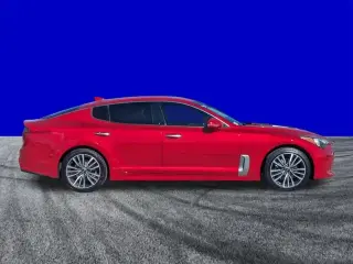 Kia Stinger 2019 4p Sedana