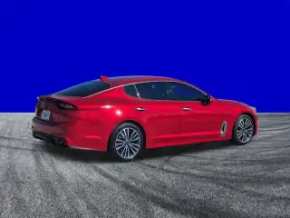 Kia Stinger 2019 4p Sedana