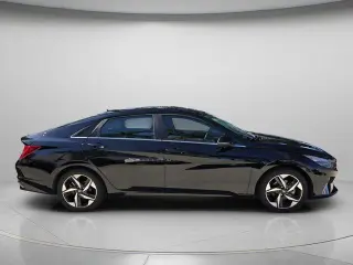 Hyundai ELANTRA Híbrido 2023 Limited 4p Sedan