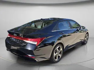 Hyundai ELANTRA Híbrido 2023 Limited 4p Sedan