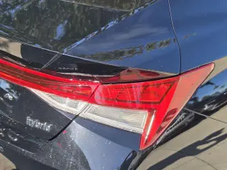 Hyundai ELANTRA Híbrido 2023 Limited 4p Sedan