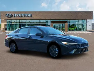 Hyundai ELANTRA 2026 SEL Sport Premium 4p Sedan