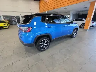 Jeep Compass 2025 4x4 Limited 4dr SUV