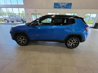 Jeep Compass 2025 4x4 Limited 4dr SUV