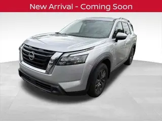 Nissan Pathfinder 2024 SV 4p SUV
