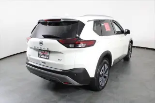 Nissan Rogue 2021 SV 4p Crossover