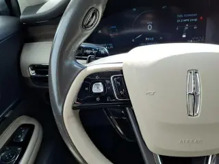 Lincoln Corsair 2023 AWD Reserve 4dr SUV