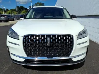 Lincoln Corsair 2023 AWD Reserve 4dr SUV