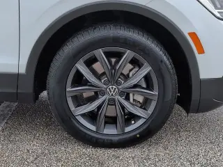 Volkswagen Tiguan 2022 SE 4p SUV