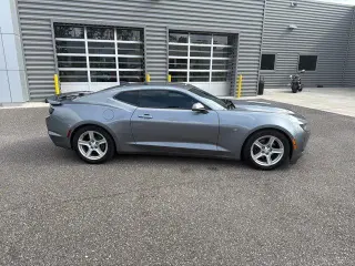 Chevrolet Camaro 2020 LT 2dr Coupe con 1LT