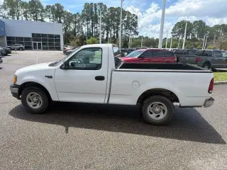 Ford F-150 2003 2dr Cabina Estándar XL RWD Styleside SB
