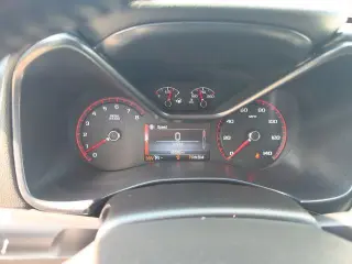 GMC Canyon 2016 4x4 SLT 4dr Cabina de escuadrón 5 pies de baranda trasera