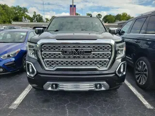 GMC Sierra 1500 2019 4x4 Denali 4p Puerta Cuadra Tripulación Cabina de Tripulación 5.8 ft. SB
