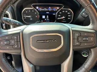 GMC Sierra 1500 Limited 2022 4x4 Denali 4p. Cabina Extendida 5,8 pies de caja corta