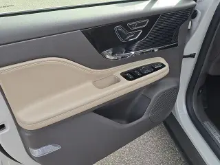 Lincoln Corsair 2022 AWD Standard 4p SUV
