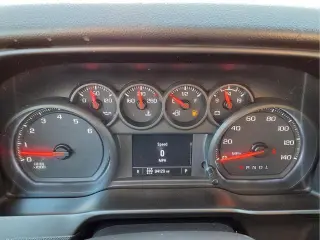 Chevrolet Silverado 1500 2020 4x4 Custom 4p Crew Cab 5.8 ft. SB