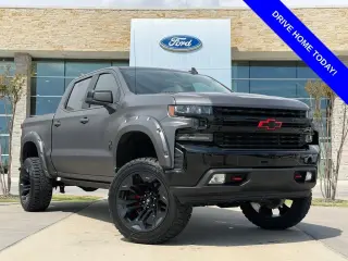 Chevrolet Silverado 1500 2020 4x4 RST 4p. Cabina de Tripulação 5.8 ft. SB