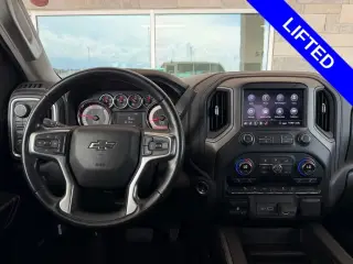 Chevrolet Silverado 1500 2020 4x4 RST 4p. Cabina de Tripulação 5.8 ft. SB