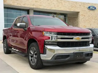 Chevrolet Silverado 1500 2021 4x2 LT 4 puertas Crew Cab 5,8 pies SB
