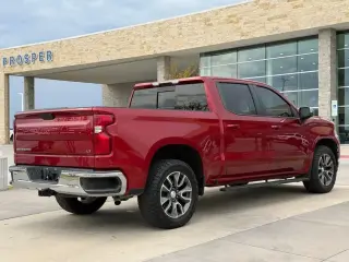 Chevrolet Silverado 1500 2021 4x2 LT 4 puertas Crew Cab 5,8 pies SB