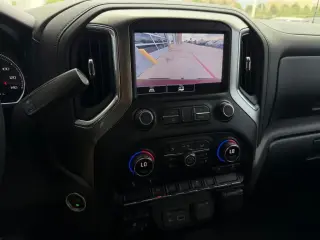 Chevrolet Silverado 1500 2021 4x2 LT 4 puertas Crew Cab 5,8 pies SB