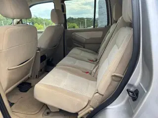 Mercury Mountaineer 2008 AWD Base 4dr SUV