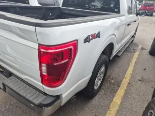 Ford F-150 2022 4x4 XLT 4p SuperCrew 5.5 ft. SB