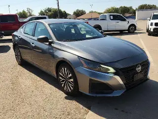 Nissan Altima 2025 2.5 SV 4dr Sedán