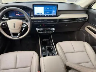 Lincoln Corsair 2023 AWD Estándar 4p SUV