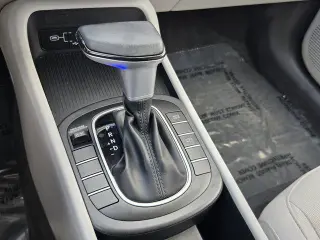 Hyundai KONA 2024 SEL 4dr Crossover