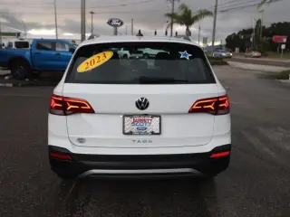 Volkswagen Taos 2023 S 4dr SUV