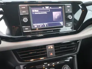 Volkswagen Taos 2023 S 4dr SUV