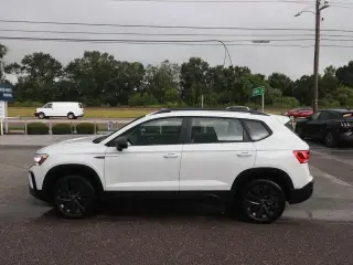 Volkswagen Taos 2023 S 4dr SUV