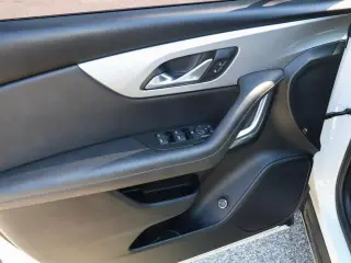 Chevrolet Blazer 2021 LT, SUV de 4 puertas con paquete 2LT