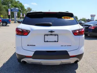 Chevrolet Blazer 2021 LT, SUV de 4 puertas con paquete 2LT