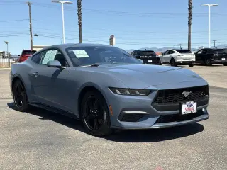 Ford Mustang 2024 EcoBoost 2dr Fastback