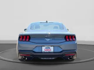 Ford Mustang 2024 EcoBoost 2dr Fastback