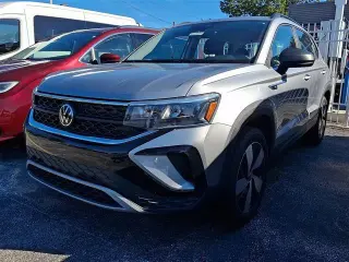Volkswagen Taos 2024 AWD S 4Motion 4p SUV