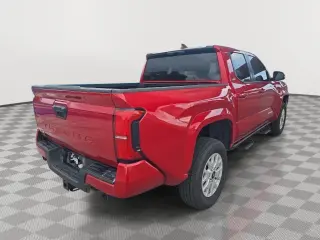 Toyota Tacoma 2025 4x4 SR5 4p Doble Cabina Cuadrada 6.1 pies LB