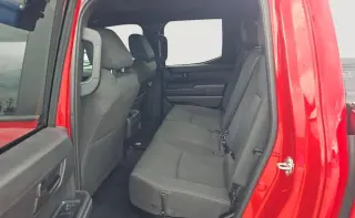 Toyota Tacoma 2025 4x4 SR5 4p Doble Cabina Cuadrada 6.1 pies LB