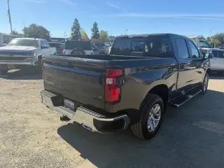 Chevrolet Silverado 1500 2023 4x4 LT 4p Cab de Tripulación 5.8 ft. SB con 1LT
