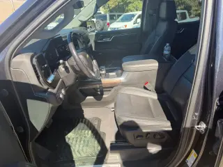 Chevrolet Silverado 1500 2023 4x4 LT 4p Cab de Tripulación 5.8 ft. SB con 1LT