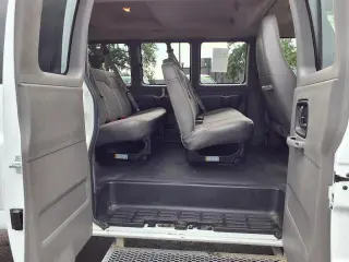 GMC Savana 2015 LS 3500 3p Extended Passenger Van con 1LS