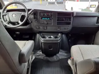 GMC Savana 2015 LS 3500 3p Extended Passenger Van con 1LS