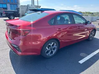 Kia Forte 2019 LXS 4dr Sedán