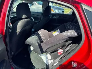 Kia Forte 2019 LXS 4dr Sedán