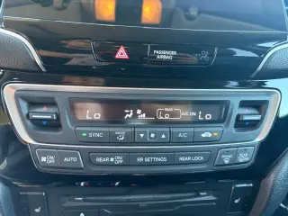 Honda Pilot 2019 AWD Touring 4p SUV