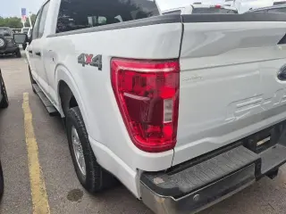 Ford F-150 2022 4x4 XLT 4p SuperCrew 5.5 ft. CB