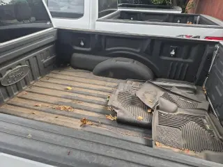 Ford F-150 2022 4x4 XLT 4p SuperCrew 6.5 ft. SB