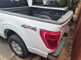 Ford F-150 2022 4x4 XLT 4dr SuperCrew 5.5 ft. SB